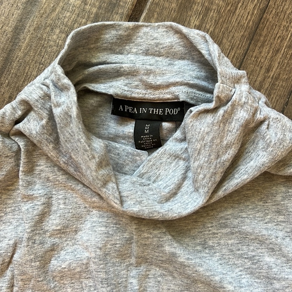 Peas in a Pod high neck grey tank. - Picture 2 of 3